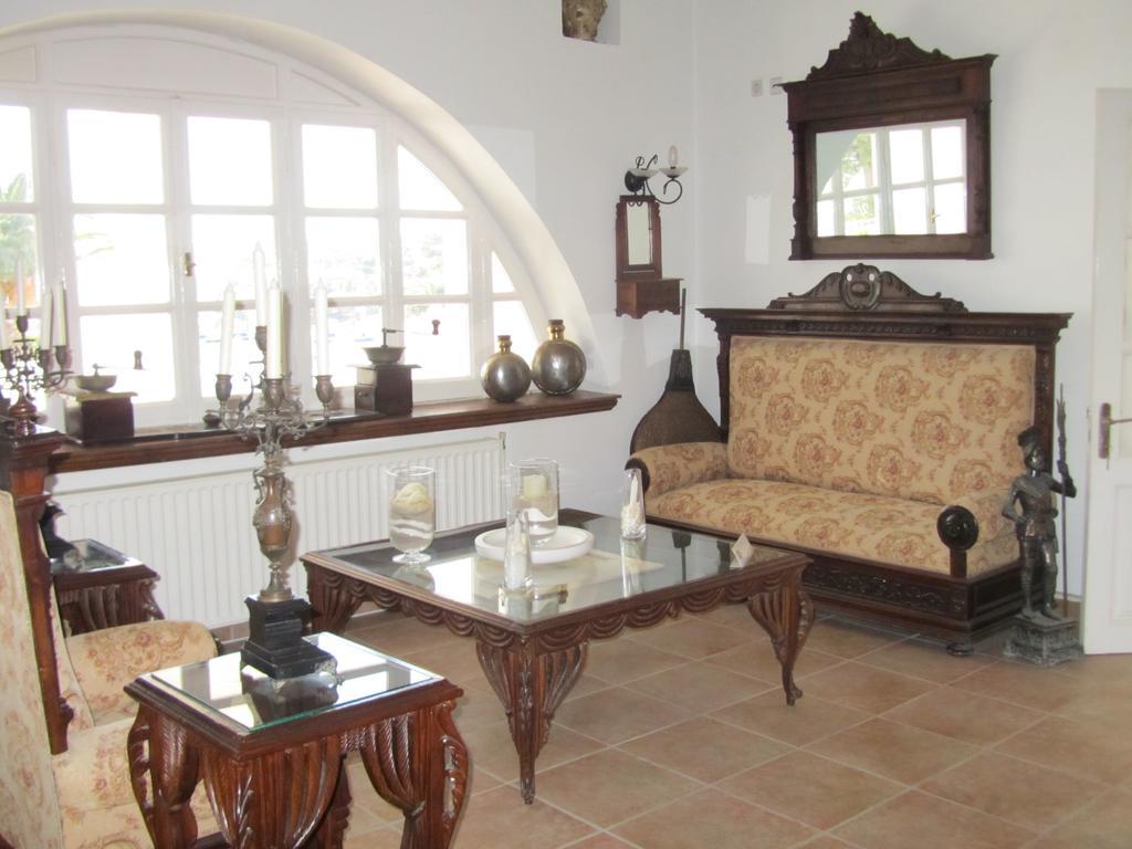 Porto Scoutari Romantic Hotel Skála Extérieur photo