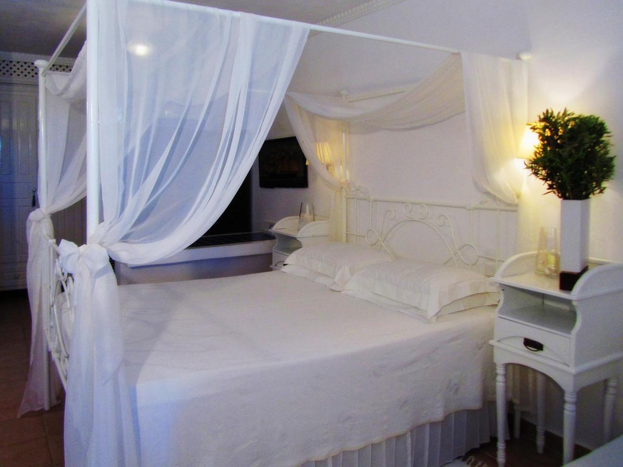 Porto Scoutari Romantic Hotel Skála Extérieur photo