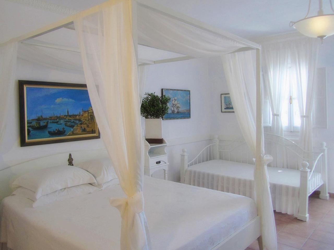 Porto Scoutari Romantic Hotel Skála Extérieur photo